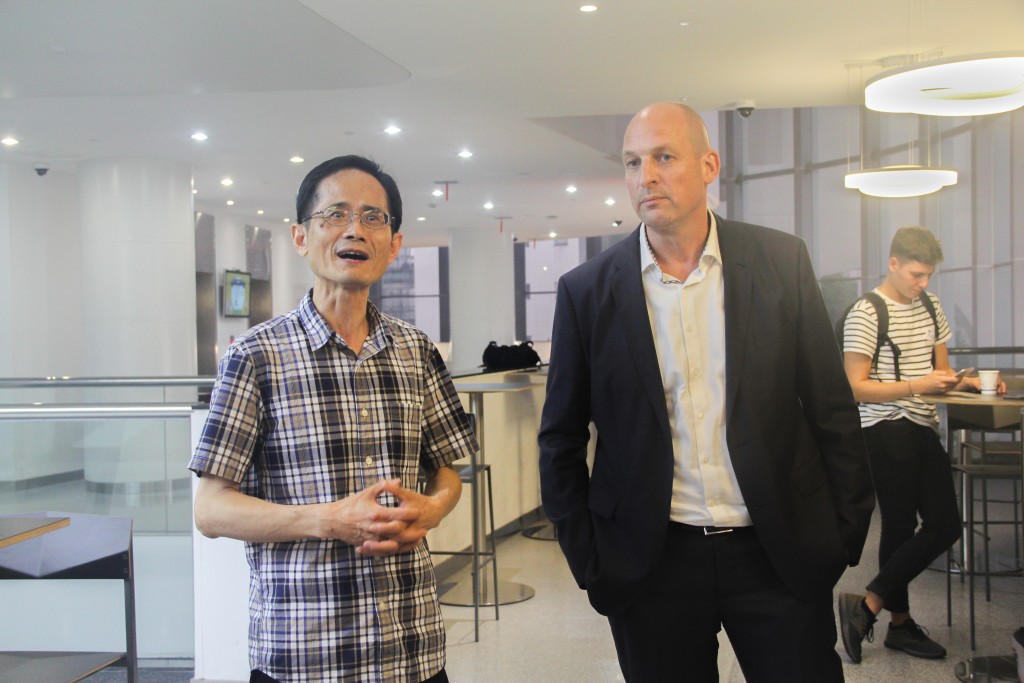Prof. Dr. WU Zhihong und Herr Thomas Willems